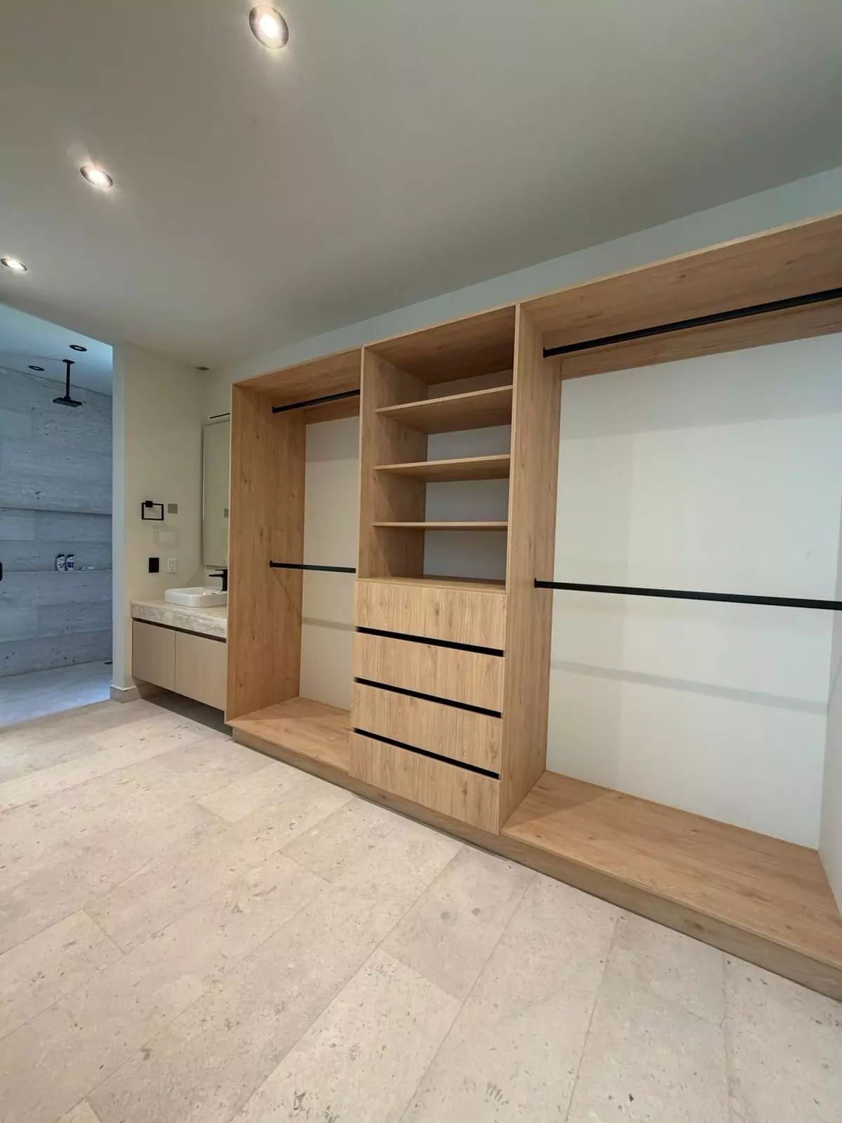 Casa La Losilla 54 — San Miguel de Allende Centro, San Miguel de Allende — photo 8 — spa-inspired ensuite with bespoke cabinetry