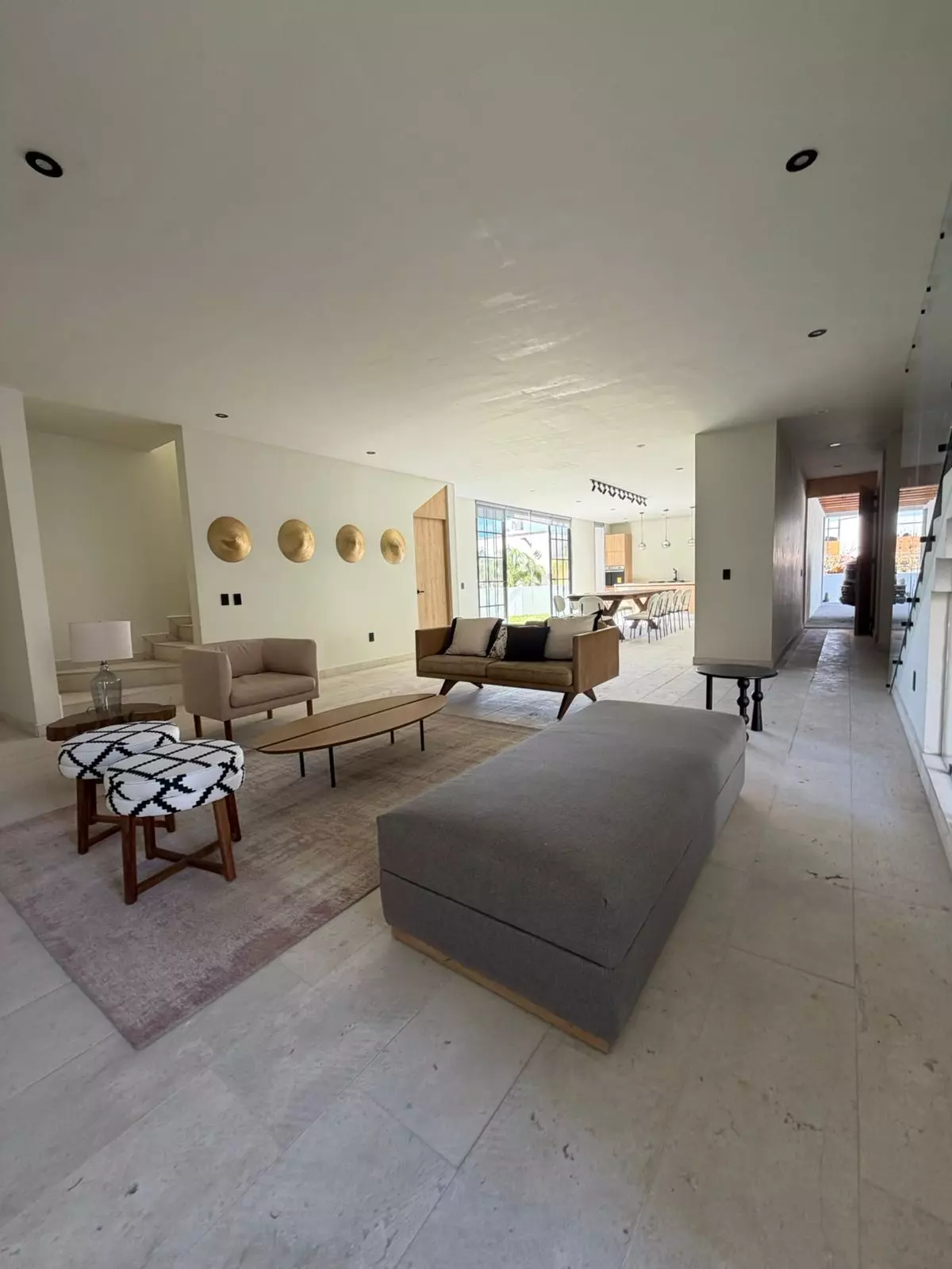 Casa La Losilla 54 — San Miguel de Allende Centro, San Miguel de Allende — photo 10 — luminous open-concept living sanctuary