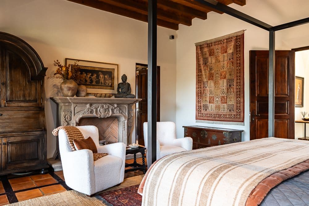 Casa Bella — Guadiana, San Miguel de Allende — photo 10 — refined colonial bedroom with artistic character