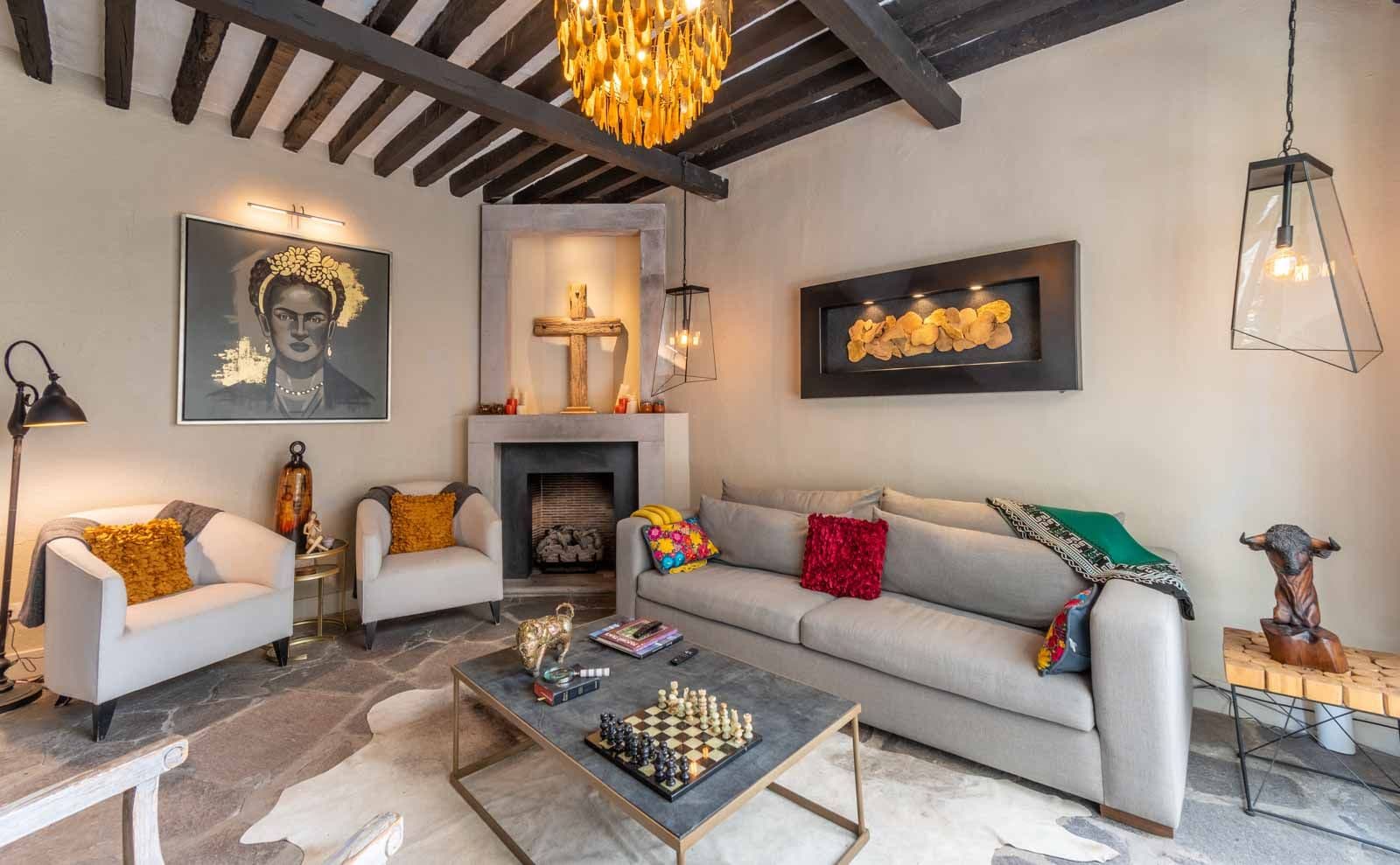 The Hidden Enclave — Centro, San Miguel de Allende — photo 2 — sophisticated living with exposed beams