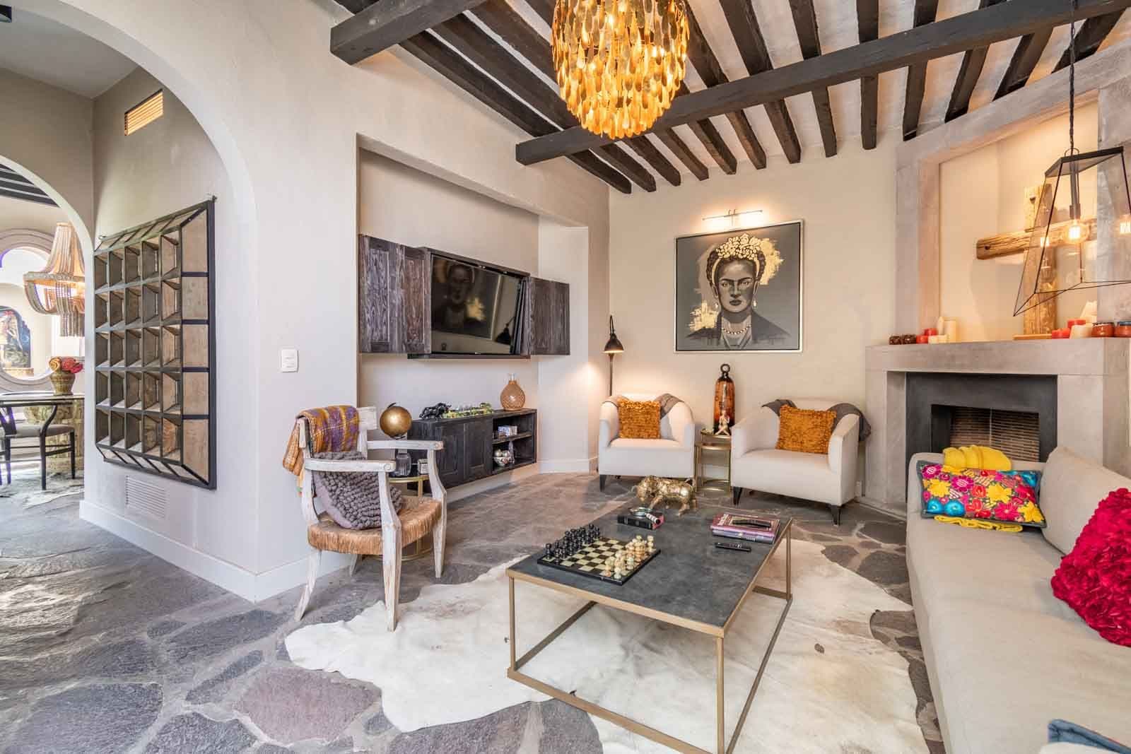 The Hidden Enclave — Centro, San Miguel de Allende — photo 3 — sophisticated living with soaring beamed ceilings