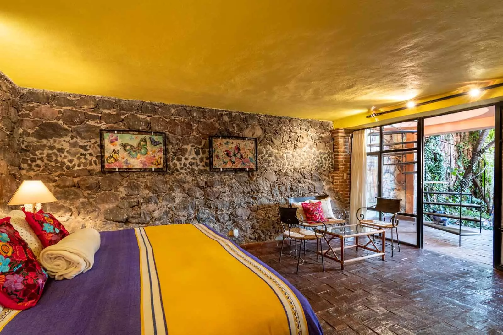 Villa Mariposa — Atascadero (Arcos de San Miguel), San Miguel de Allende — photo 24 — historic stone walls, golden sunlight elegance