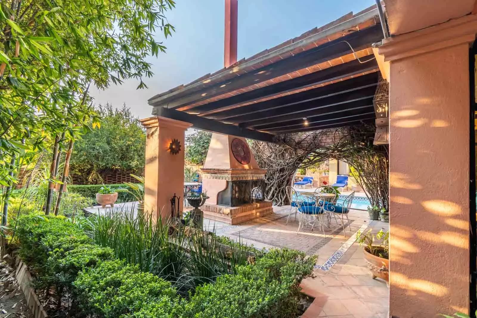 Villa Mariposa — Atascadero (Arcos de San Miguel), San Miguel de Allende — photo 23 — charming poolside oasis with rustic elegance