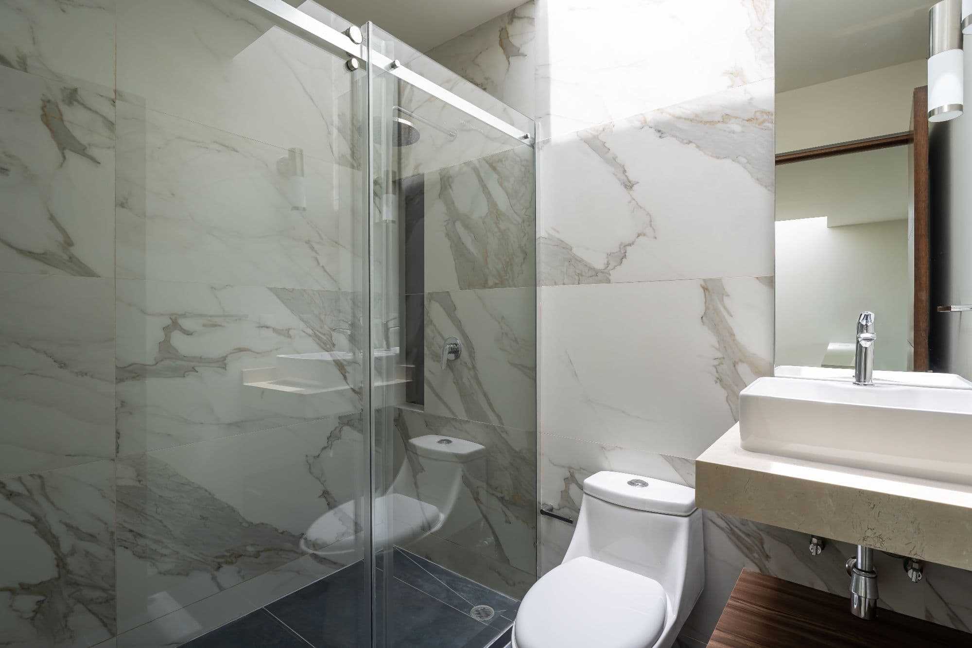 Casa Lavanda — Zirándaro, San Miguel de Allende — photo 23 — elegant marble spa-inspired ensuite