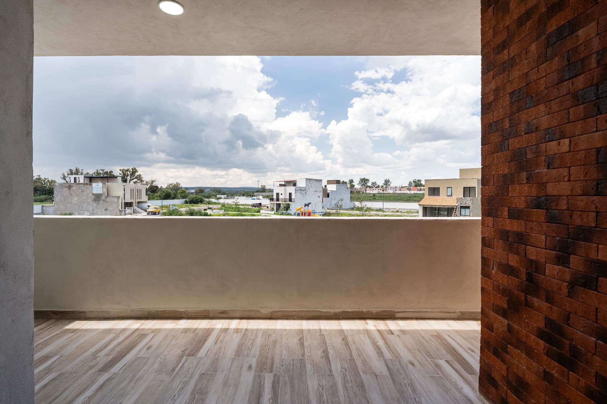 Casa Lavanda — Zirándaro, San Miguel de Allende — photo 24 — panoramic views from modern terrace