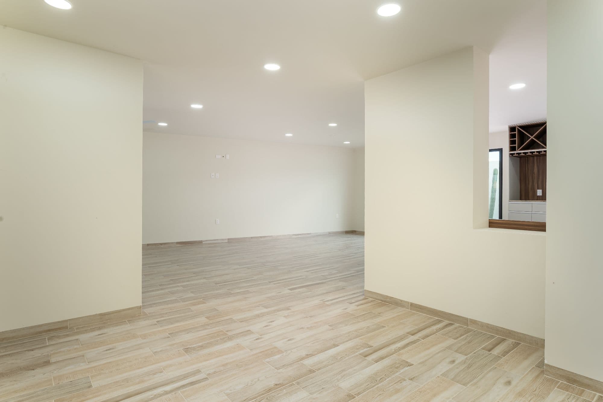 Casa Lavanda — Zirándaro, San Miguel de Allende — photo 12 — bright, open living area awaits