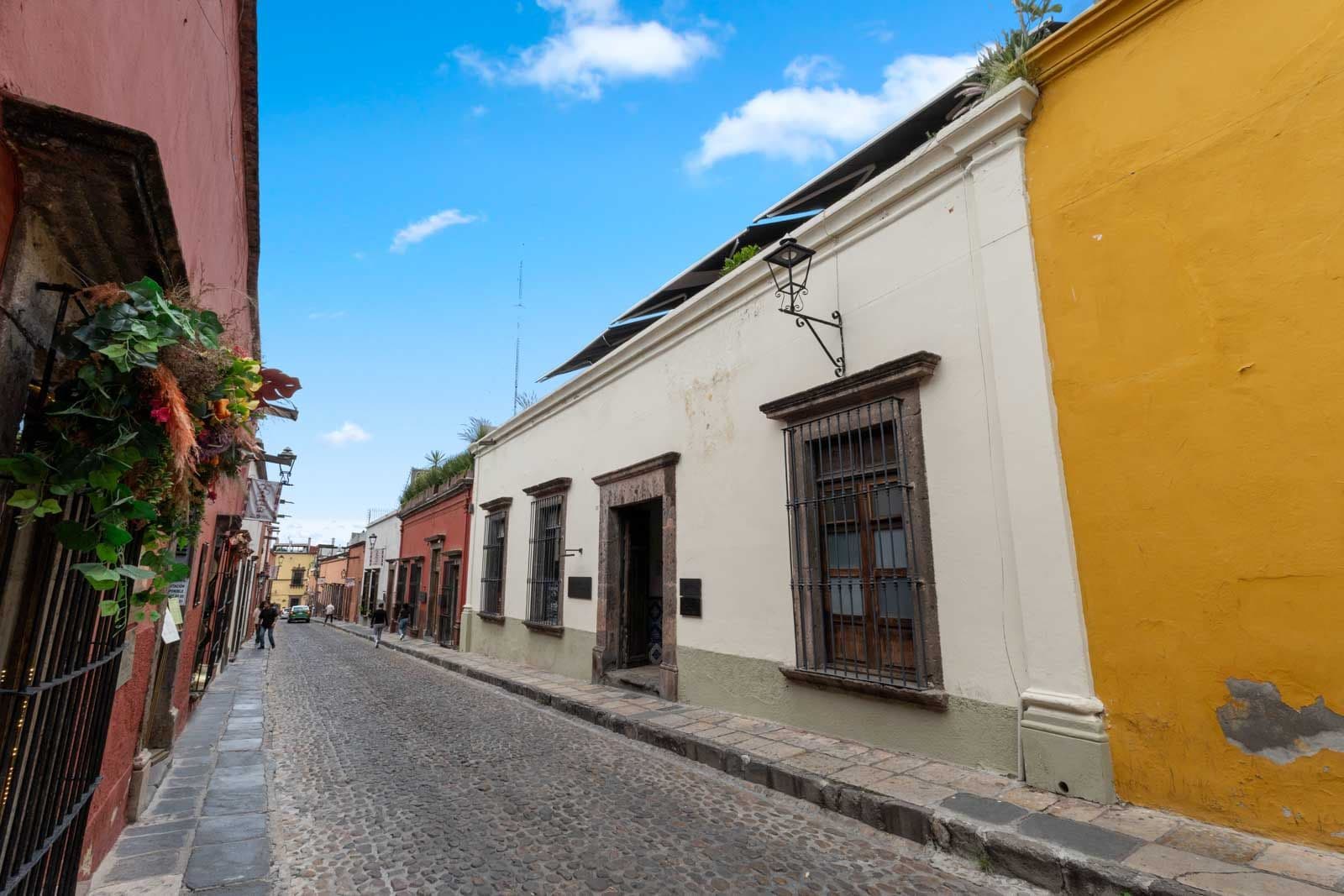 Sollano 18 — Centro, San Miguel de Allende — photo 7 — charming colonial street, authentic character