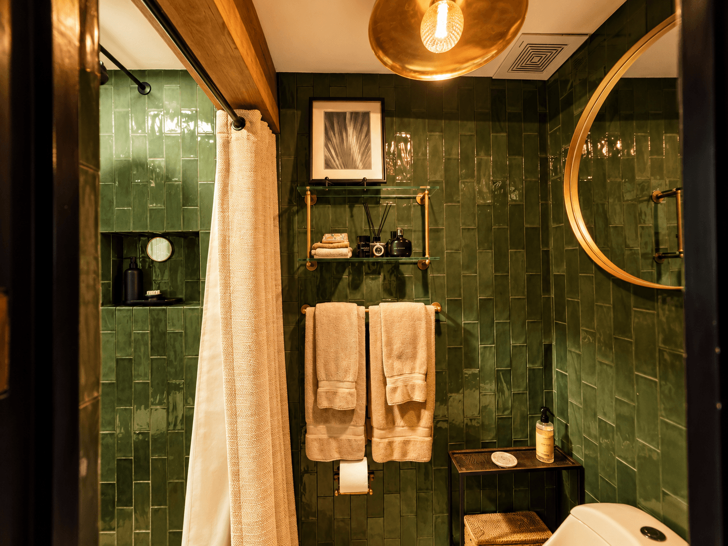 Casa Luna Blanca — San Antonio, San Miguel de Allende — photo 18 — spa-inspired ensuite with artisanal details