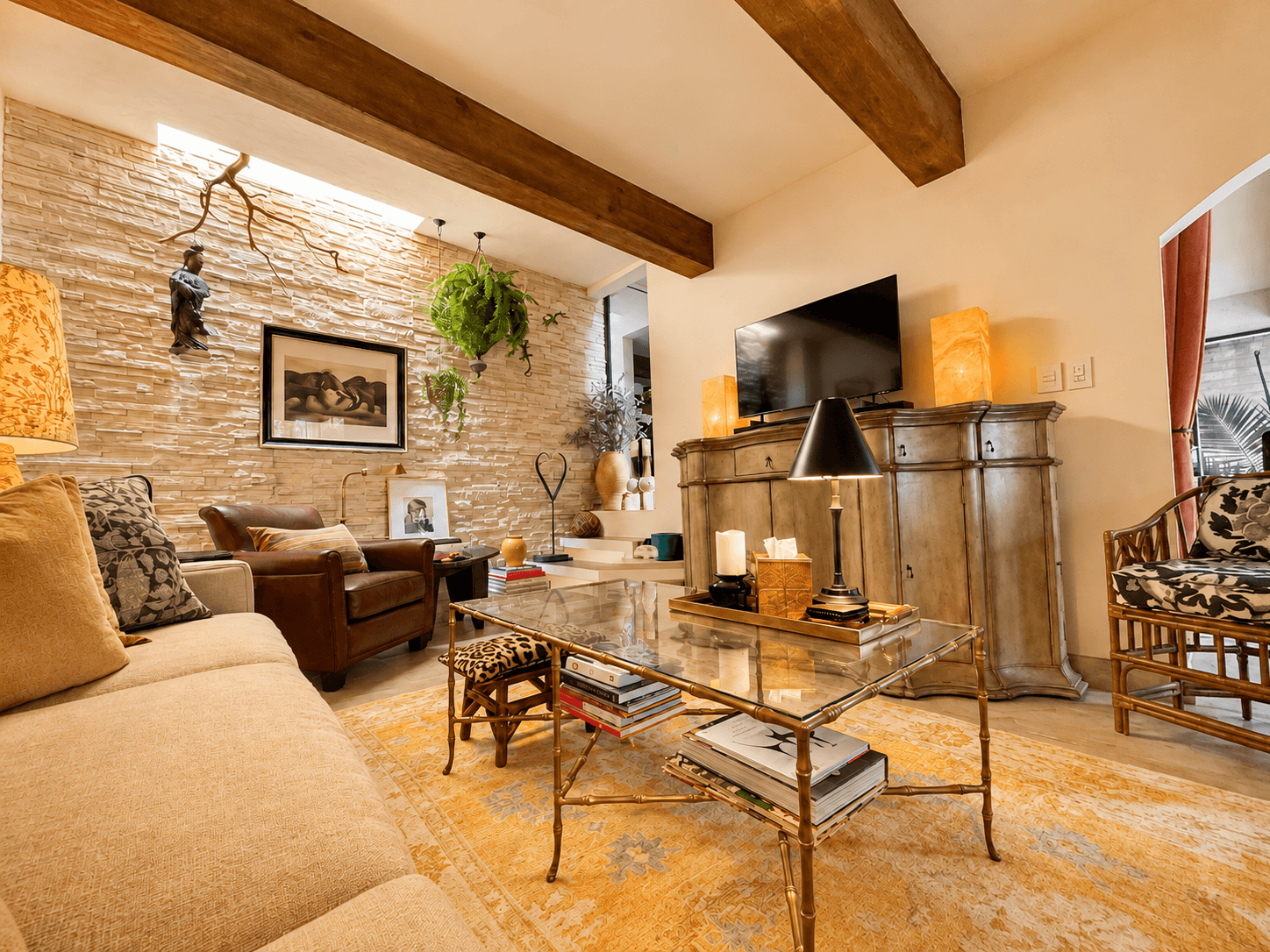Casa Luna Blanca — San Antonio, San Miguel de Allende — photo 5 — warm, sophisticated living with exposed beams