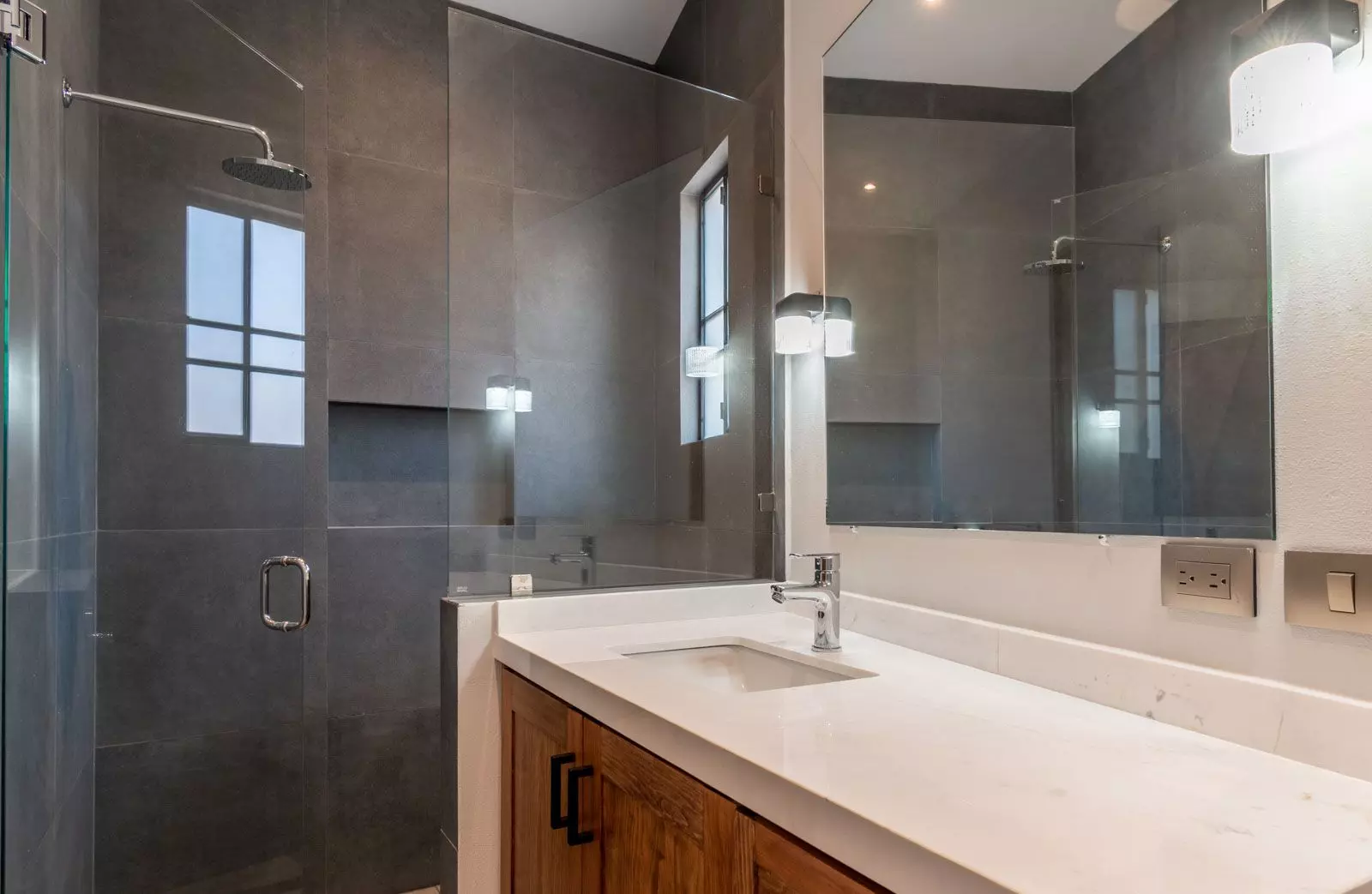 Villa Kusama — Guadiana, San Miguel de Allende — photo 16 — contemporary spa-inspired master bath sanctuary