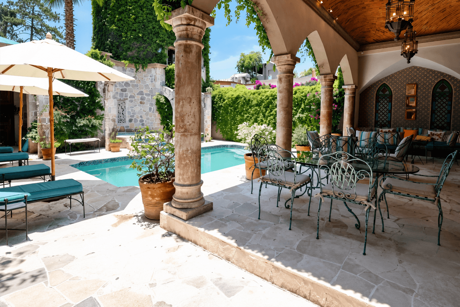 Casa Gibson — Centro, San Miguel de Allende — photo 14 — luminous courtyard, colonial elegance, refreshing sanctuary