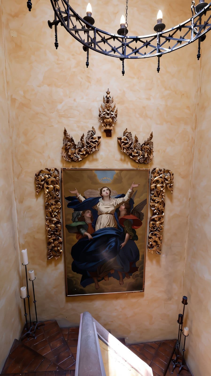 Casa Gibson — Centro, San Miguel de Allende — photo 27 — ornate chapel with soaring spirituality
