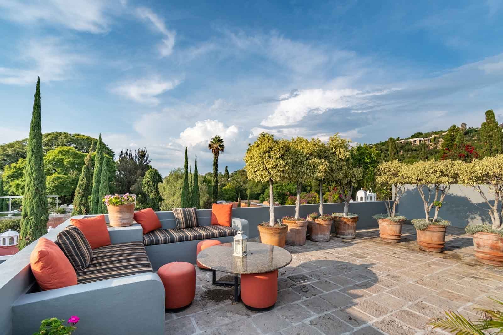 Villa Pirúl — Centro, San Miguel de Allende — photo 4 — sophisticated rooftop terrace, panoramic hillside views