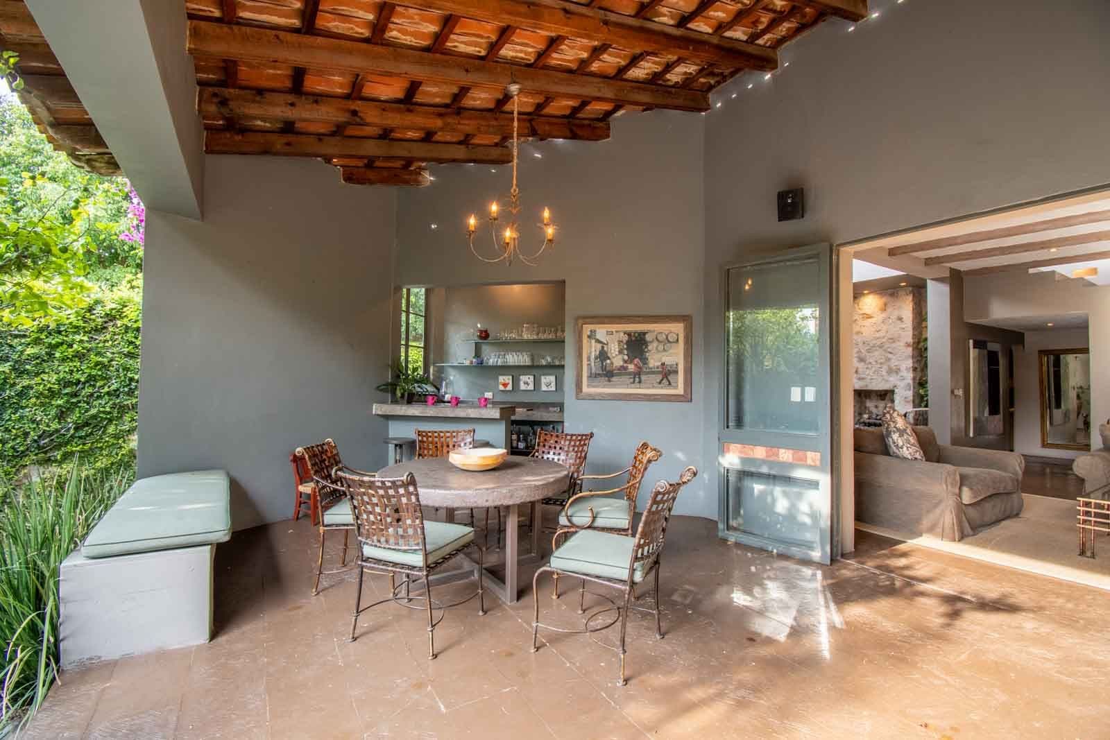 Villa Pirúl — Centro, San Miguel de Allende — photo 12 — luminous covered patio, rustic elegance