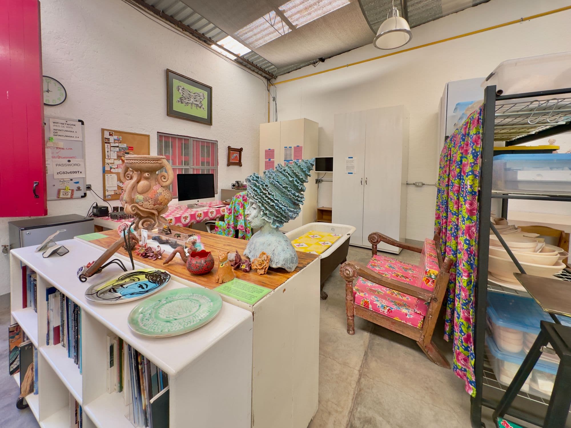 Art Studio in San Antonio — San Antonio, San Miguel de Allende — photo 14 — vibrant creative studio, abundant natural light