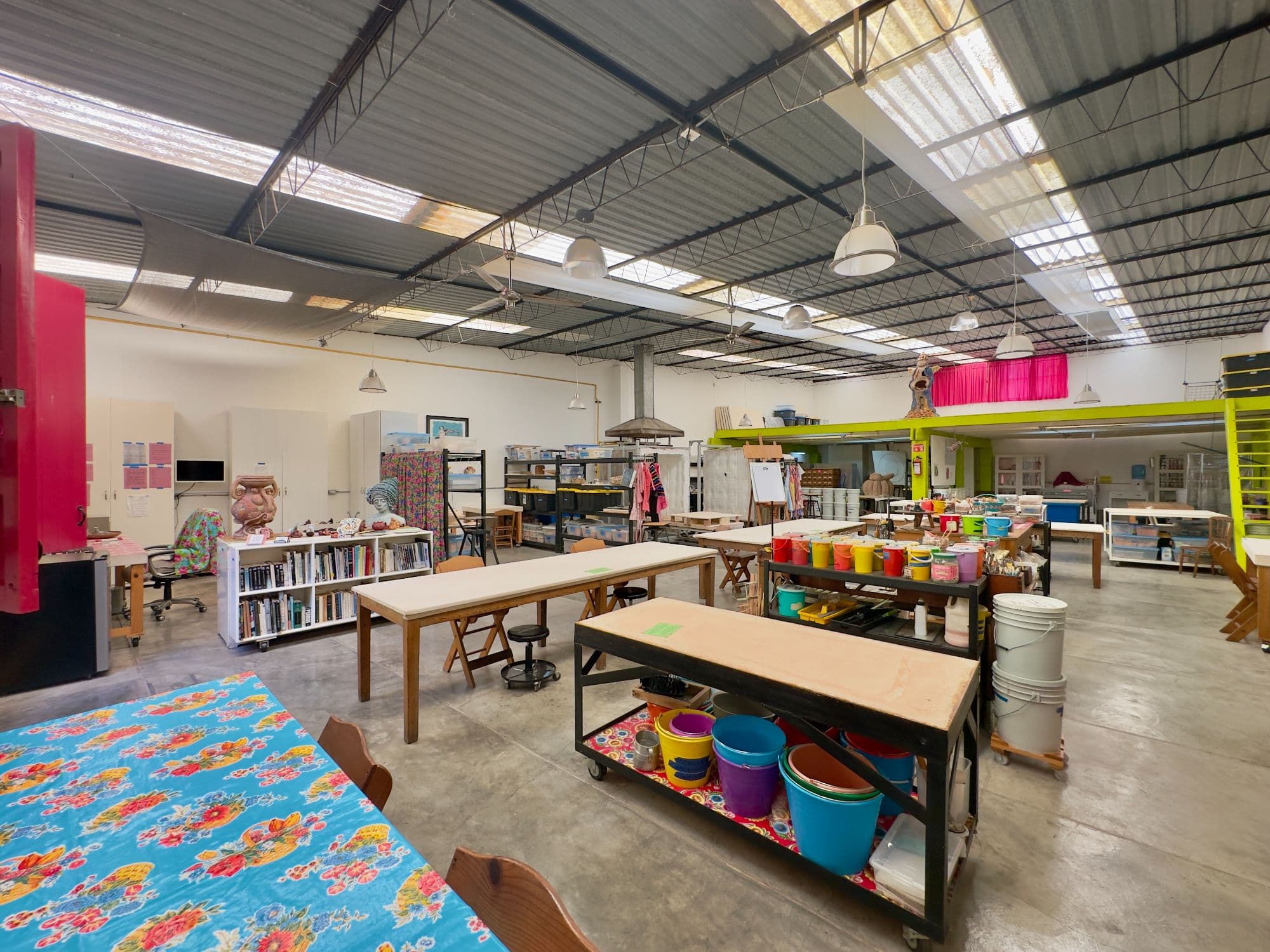 Art Studio in San Antonio — San Antonio, San Miguel de Allende — photo 13 — bright, airy creative studio space