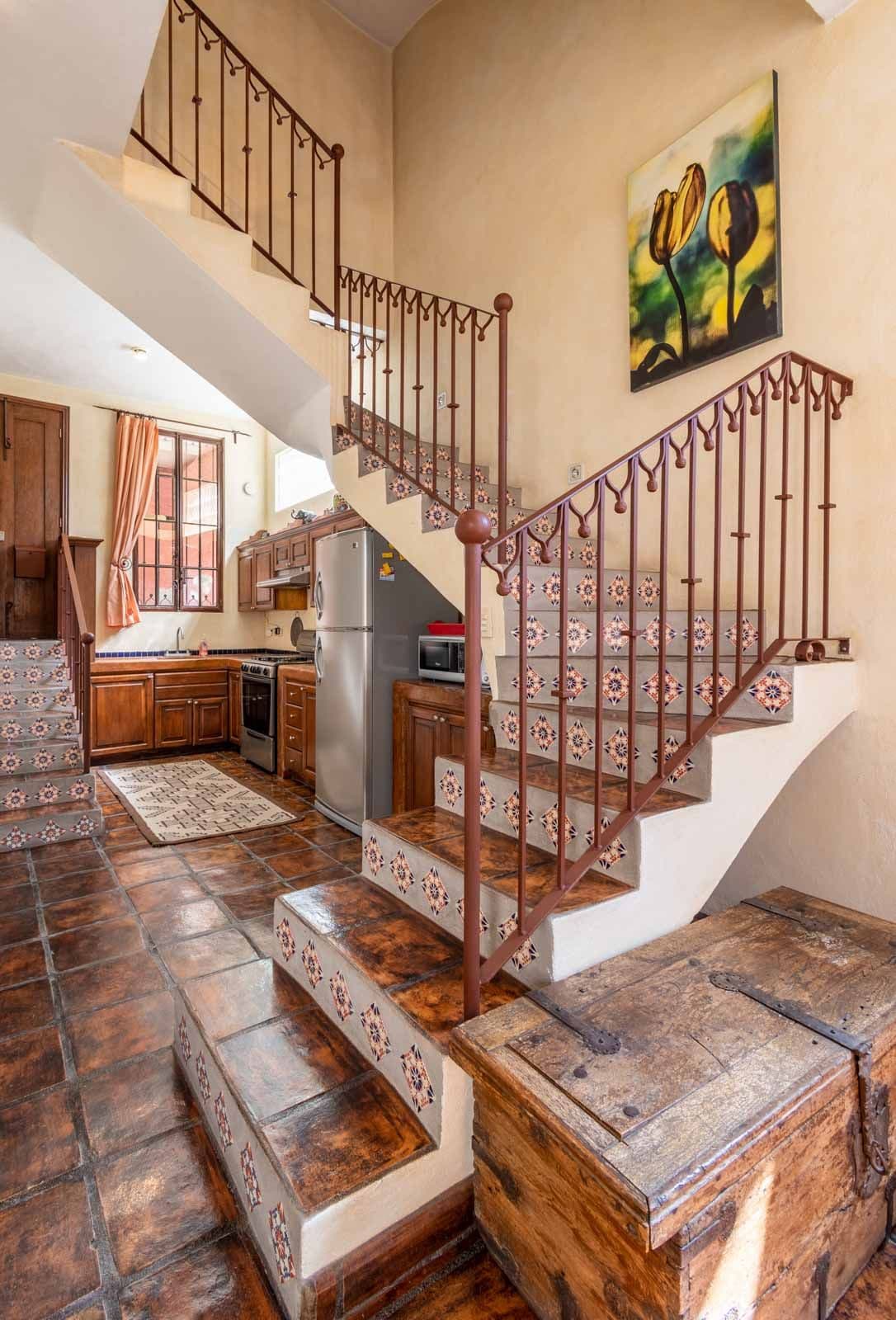 Casa las Nubes — San Antonio, San Miguel de Allende — photo 6 — authentic colonial charm, soaring ceilings