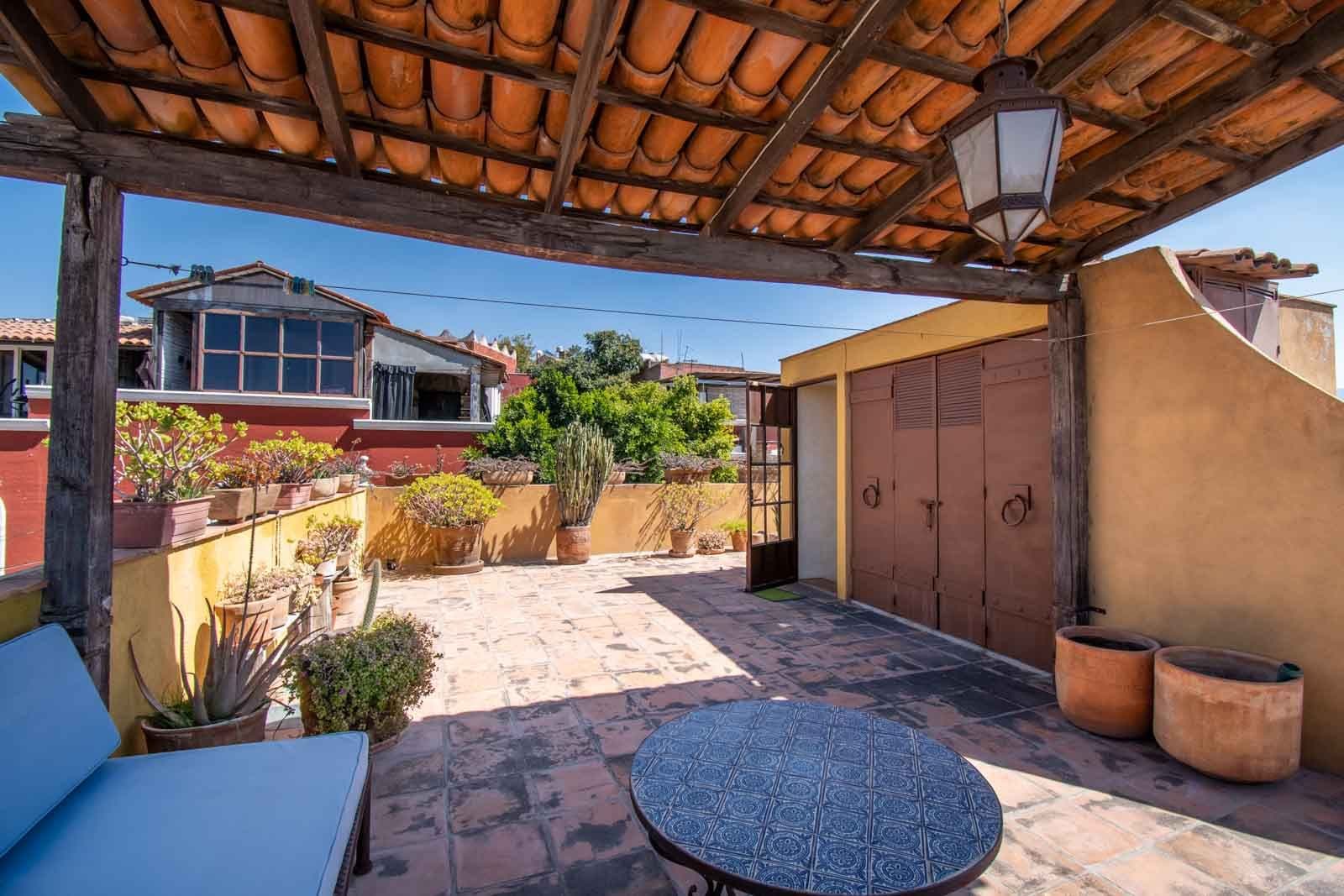 Casa las Nubes — San Antonio, San Miguel de Allende — photo 16 — charming courtyard with rustic mexican character