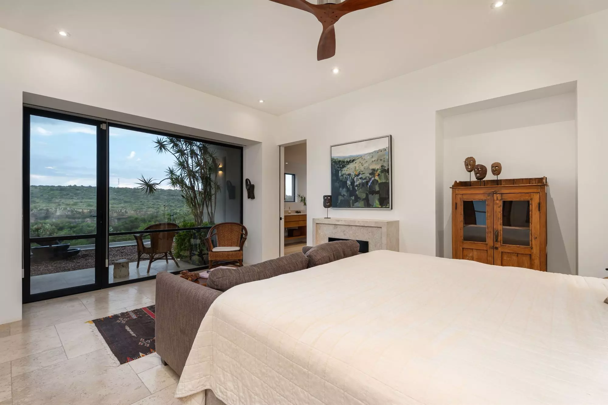 Mirador del Charco — Rinconada de Los Balcones, San Miguel de Allende — photo 30 — breathtaking valley views, sophisticated master suite