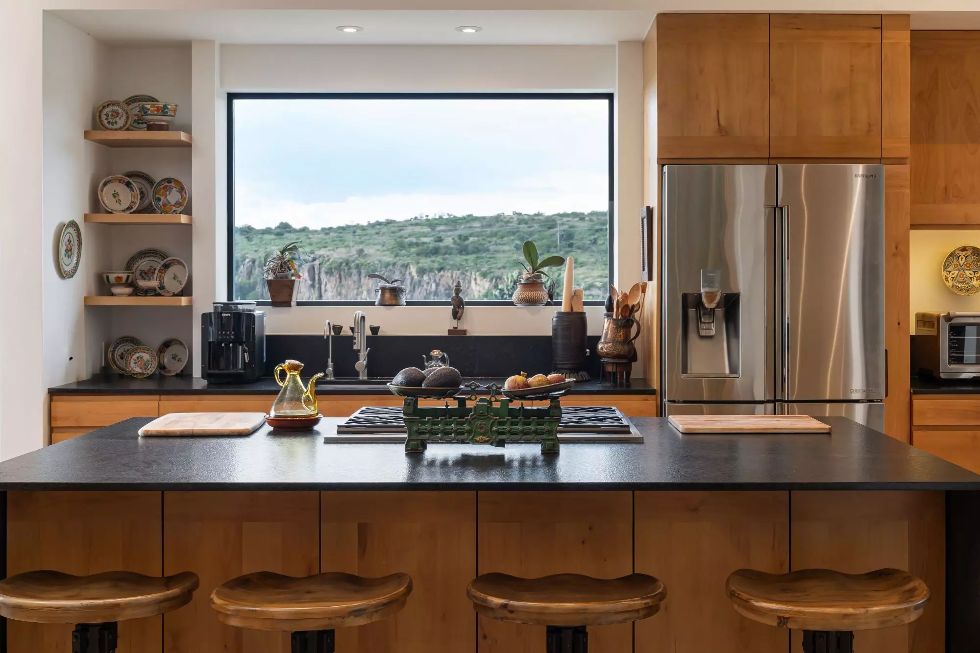 Mirador del Charco — Rinconada de Los Balcones, San Miguel de Allende — photo 19 — panoramic views, warm wood elegance