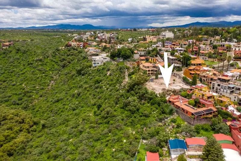 Montitlan Part 1 — Balcones, San Miguel de Allende — photo 13 — dramatic hilltop setting, lush verdant views