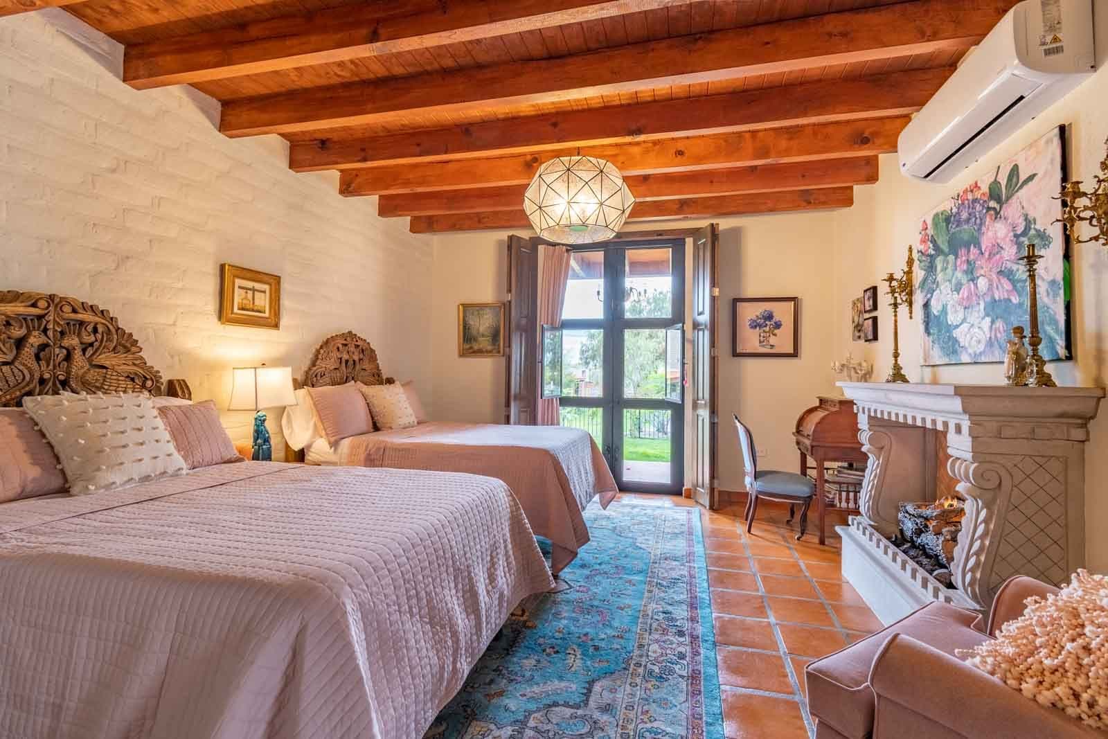 Casa Caterina — Las Campanas, San Miguel de Allende — photo 14 — rustic elegance meets refined comfort