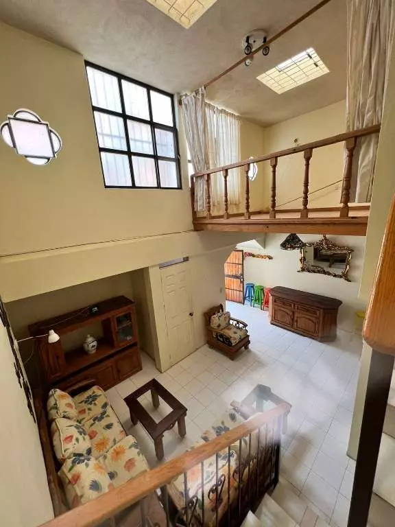 Cielito Lindo — Guadalupe, San Miguel de Allende — photo 6 — charming two-level loft with soaring ceilings