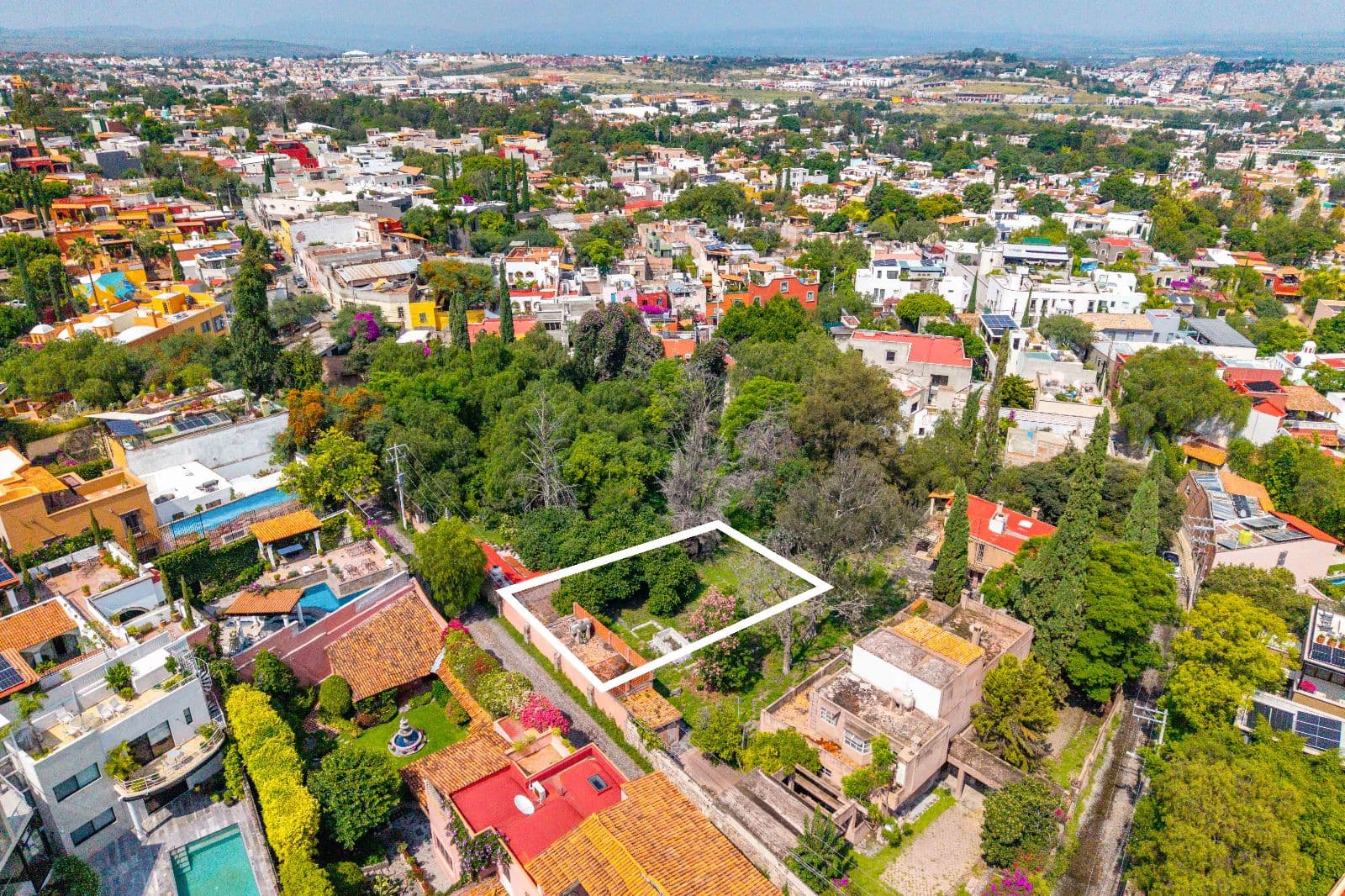 Fraccion V Cañadita — Ojo de Agua, San Miguel de Allende — photo 5 — panoramic hillside vistas, vibrant colonial charm