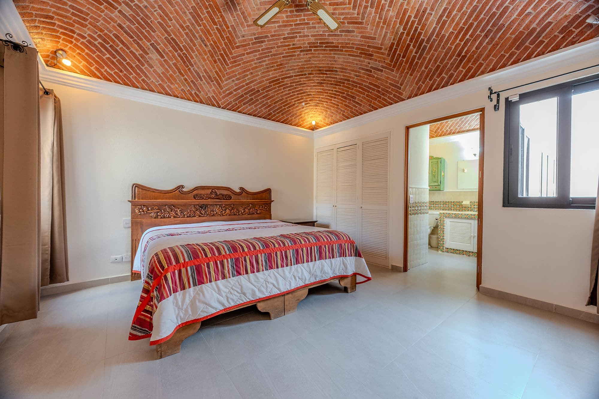 Casa Fuente — Atascadero (Arcos de San Miguel), San Miguel de Allende — photo 10 — rustic elegance meets architectural charm
