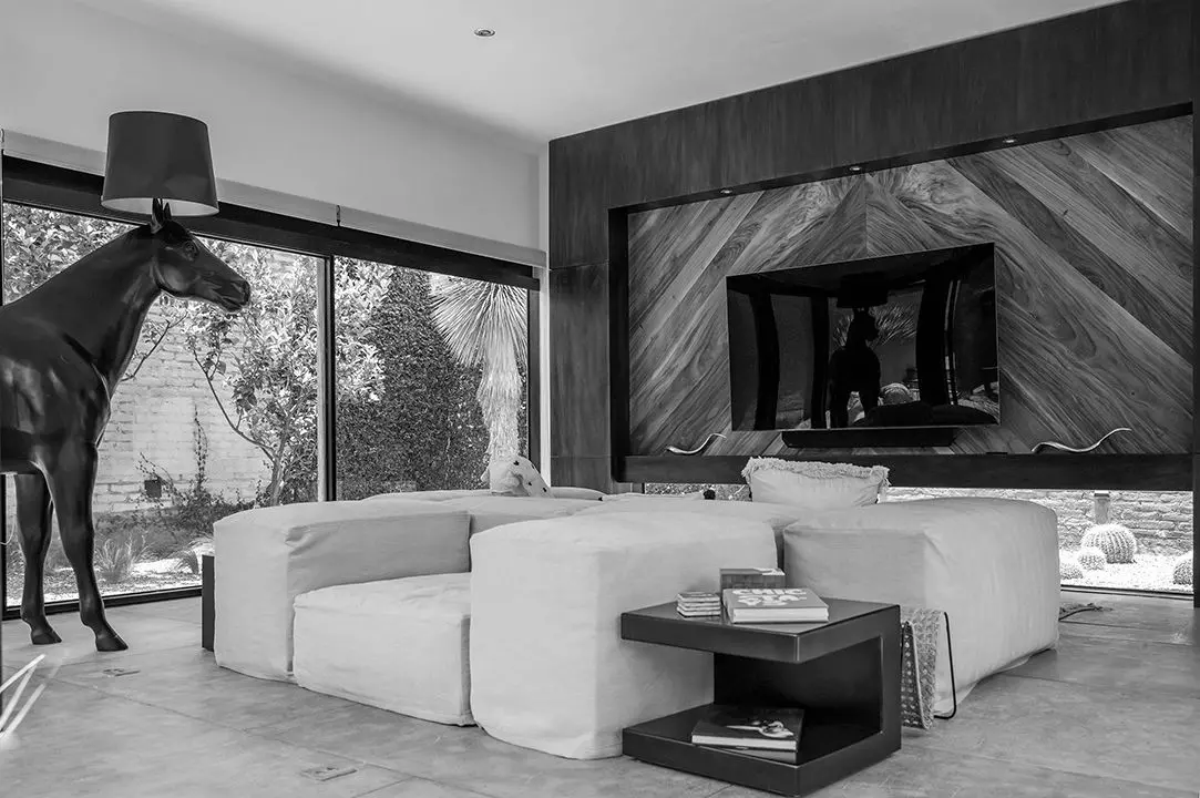 CASA SANCHEZ RENERO — Balcones, San Miguel de Allende — photo 9 — contemporary living meets sophisticated elegance