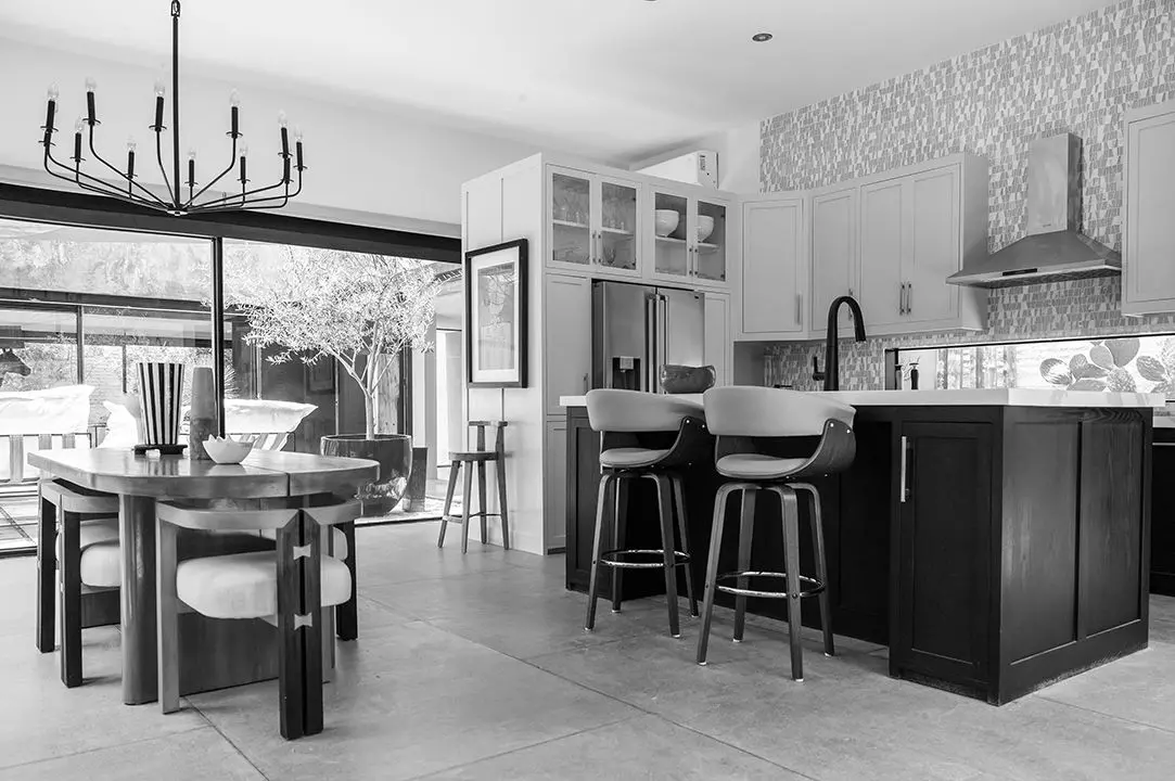 CASA SANCHEZ RENERO — Balcones, San Miguel de Allende — photo 12 — contemporary culinary masterpiece with seamless indoor-outdoor living