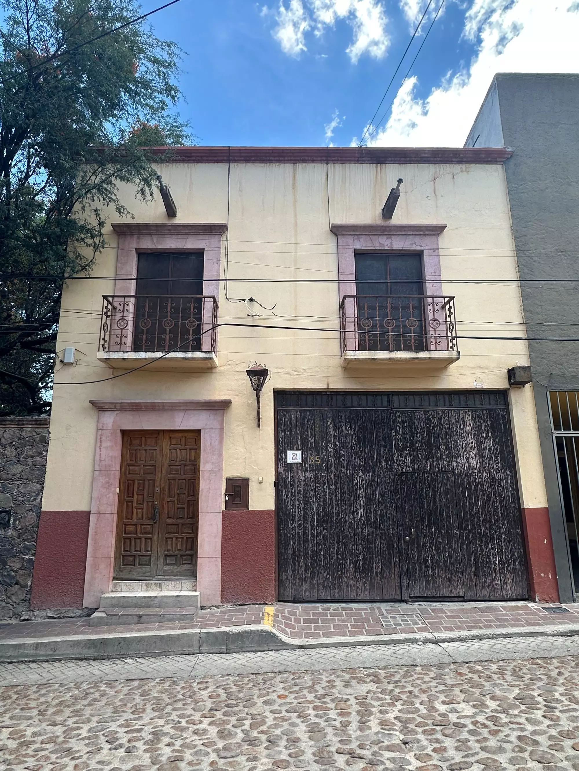 Casa San Antonio 20 Enero — San Antonio, San Miguel de Allende — photo 6 — charming colonial facade, authentic character