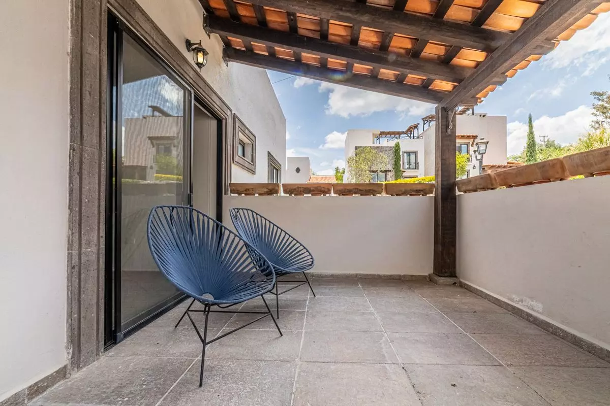 Casa Atardecer — Antigua Residencial, San Miguel de Allende — photo 14 — serene rooftop terrace, contemporary shade structure