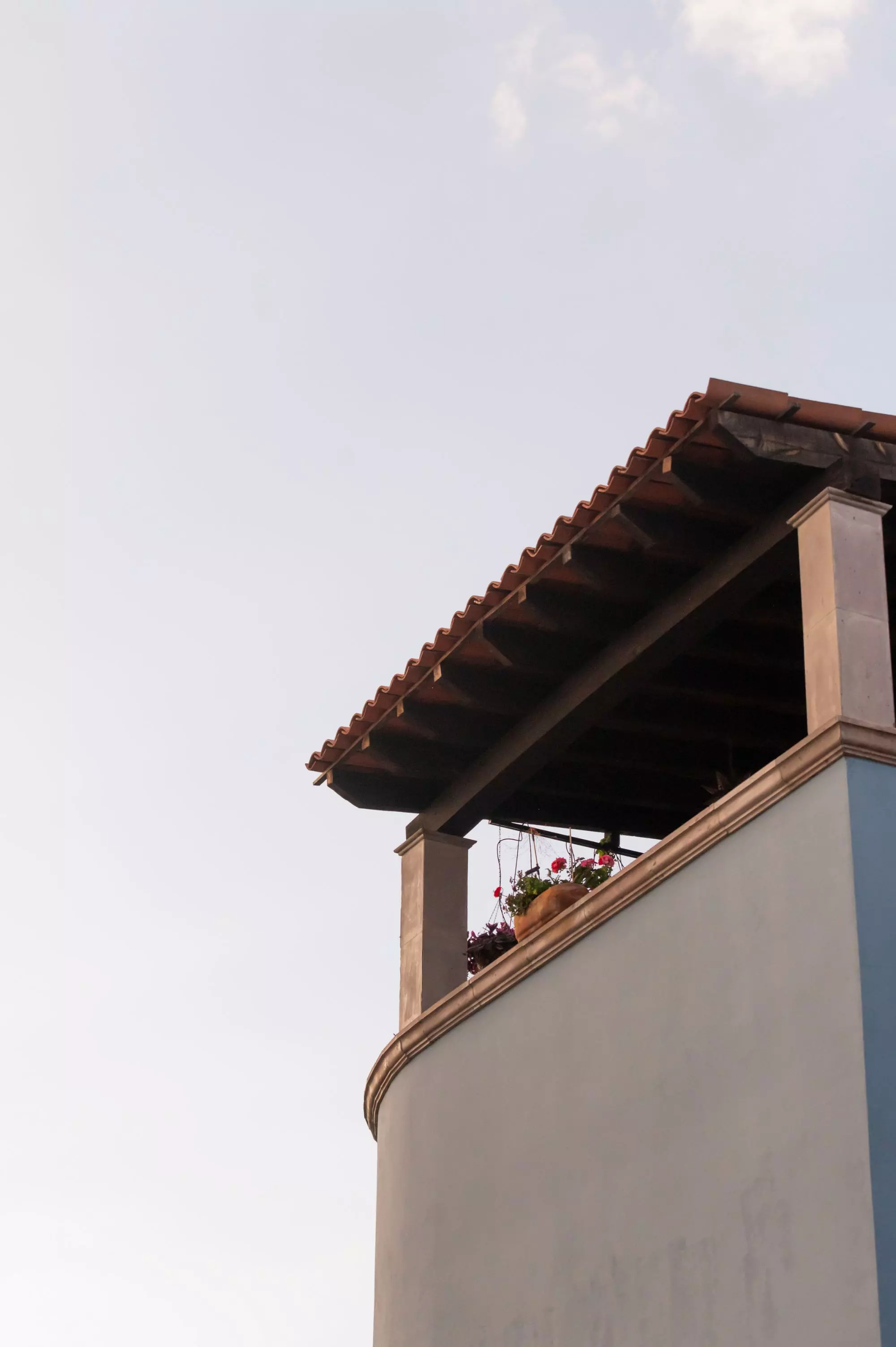 Casa Capricho Azul — El Capricho, San Miguel de Allende — photo 28 — charming rooftop terrace, authentic mexican architecture