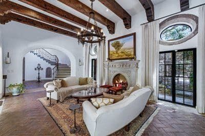 Casa Santuario — Balcones, San Miguel de Allende — photo 10 — luminous colonial grandeur, soaring exposed beams