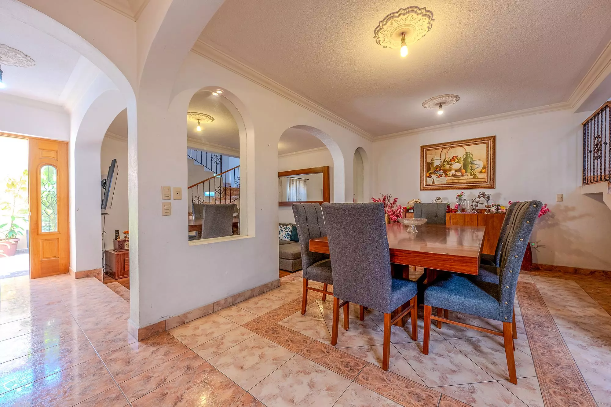 Casa Del Refugio — San Antonio, San Miguel de Allende — photo 4 — elegant arched dining with natural light