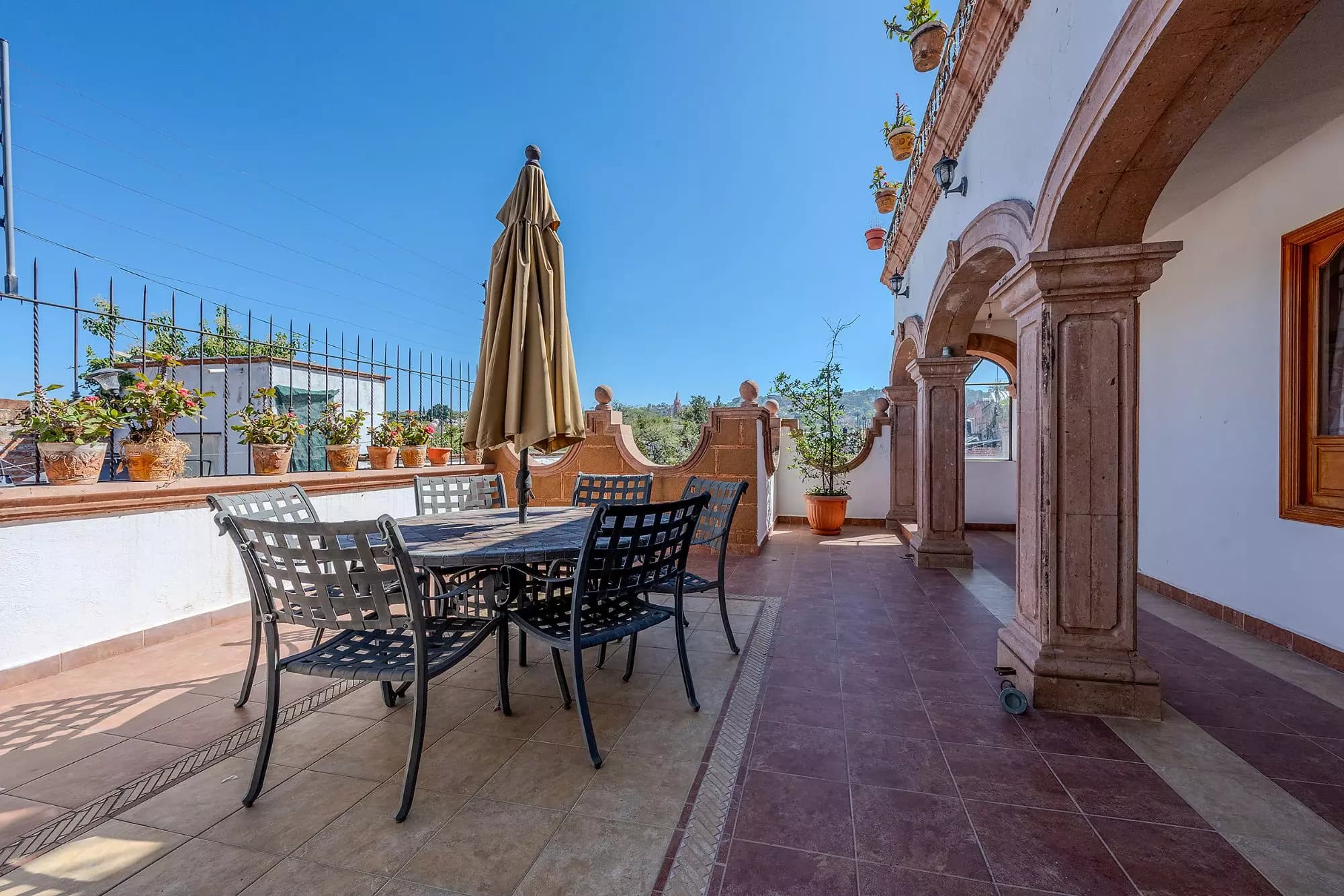 Casa Del Refugio — San Antonio, San Miguel de Allende — photo 2 — enchanting rooftop terrace, colonial elegance