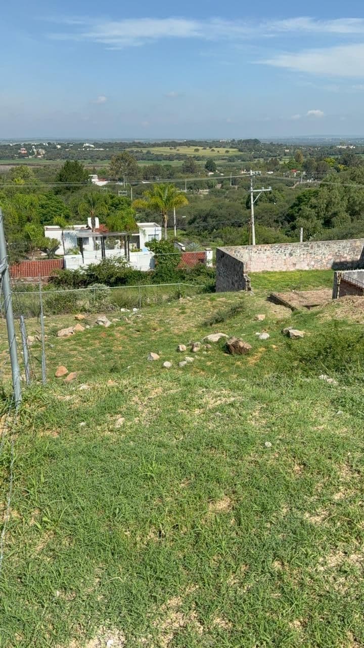 Terreno Esteponia 27 Malanquin β Residencial Malanquin la Mesa, San Miguel de Allende β photo 3 β expansive countryside views, development potential