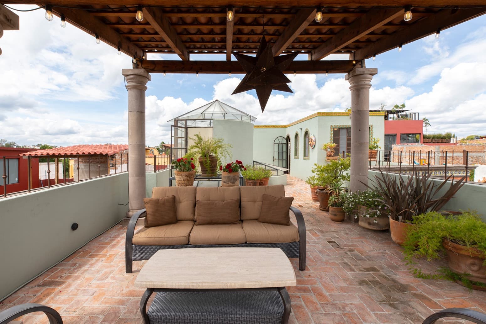 Casa Brillante — San Antonio, San Miguel de Allende — photo 17 — charming rooftop terrace with panoramic views