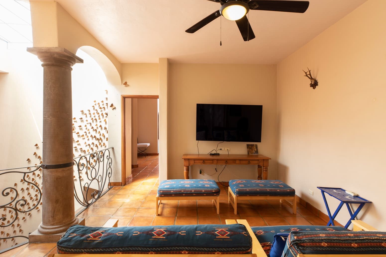 Casa Brillante — San Antonio, San Miguel de Allende — photo 9 — sun-drenched entertaining space, architectural charm