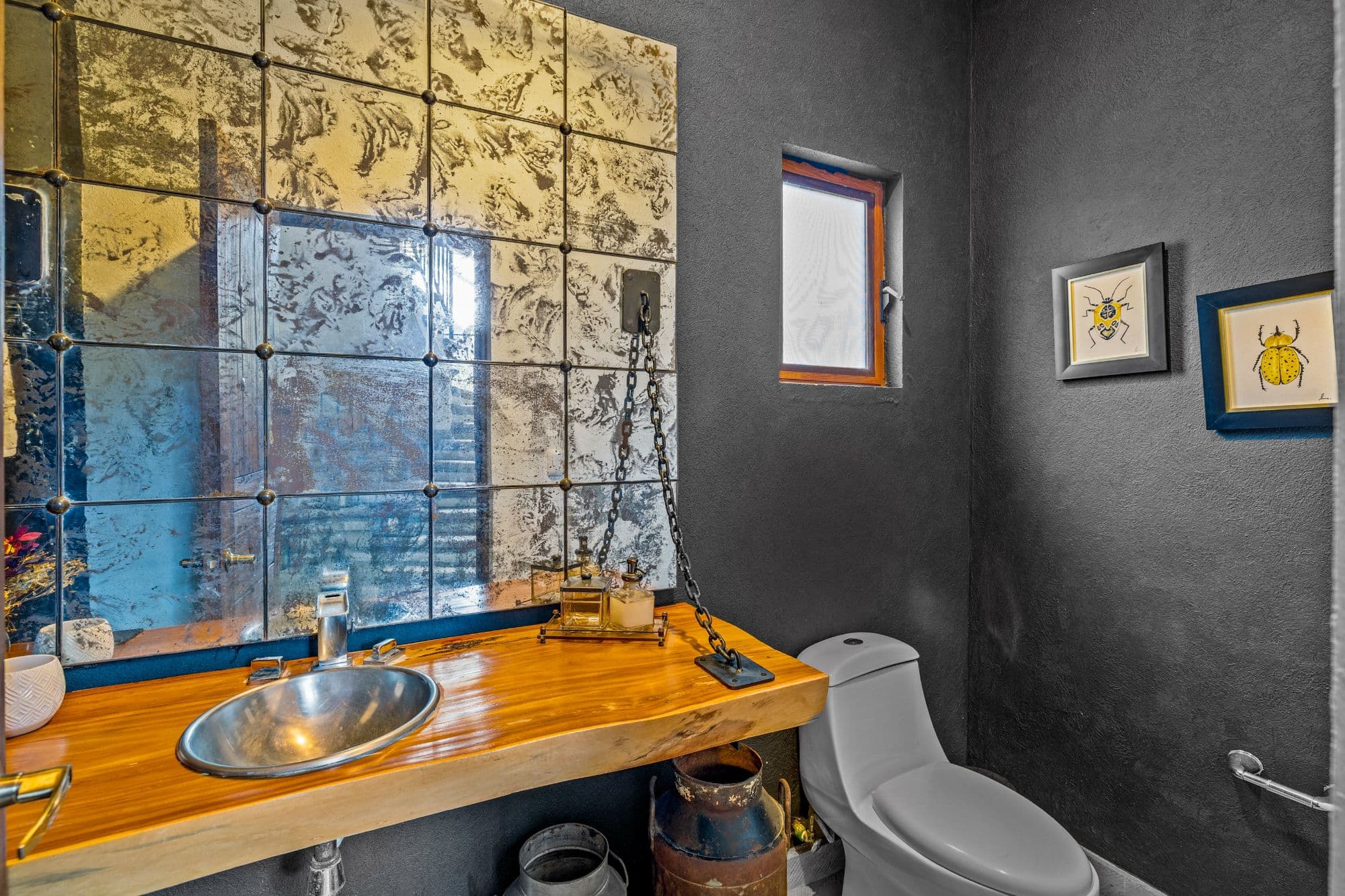 Huizaches Garden — Villa de los Frailes, San Miguel de Allende — photo 8 — artfully appointed powder room retreat