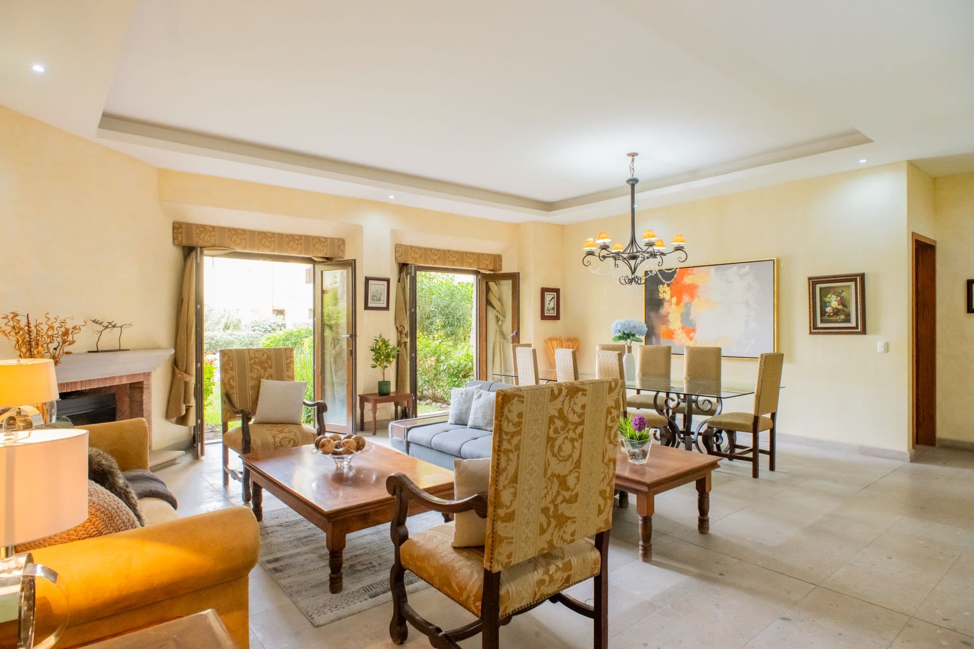 Casa Caracol — Caracol, San Miguel de Allende — photo 10 — luminous living space, elegant entertaining flow