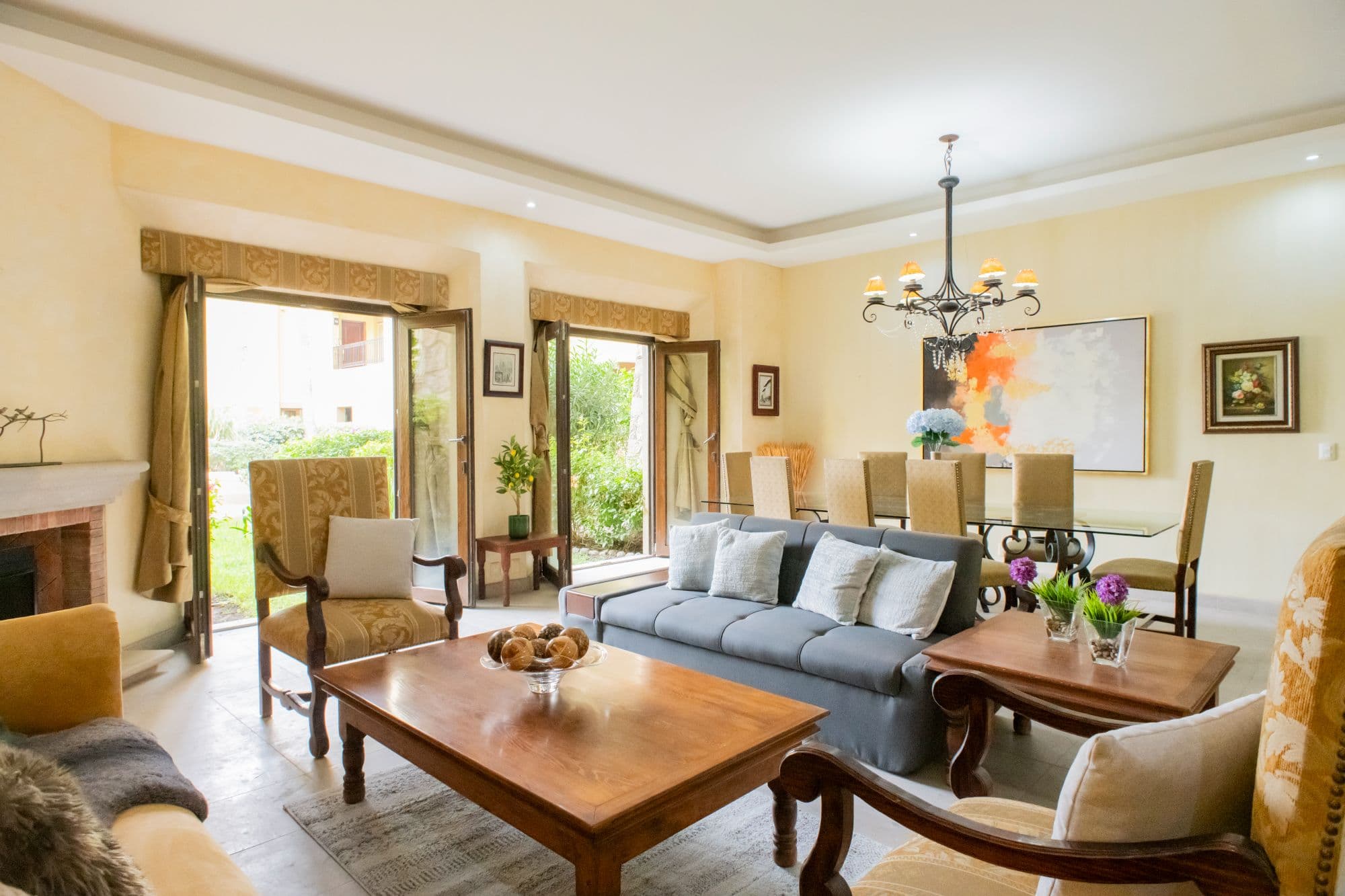 Casa Caracol — Caracol, San Miguel de Allende — photo 19 — luminous salon, garden views, refined elegance
