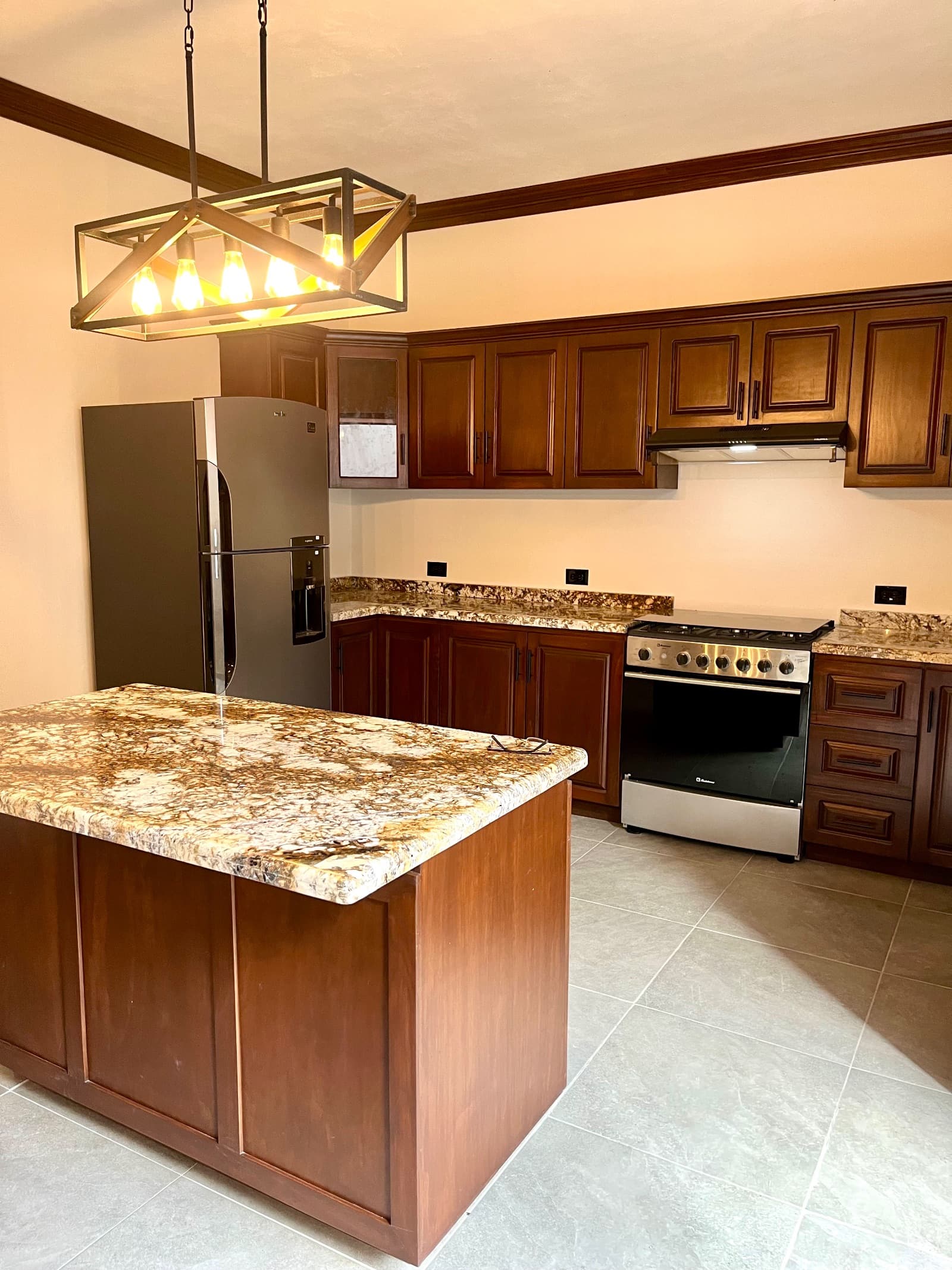 Casa Rivera — Independencia, San Miguel de Allende — photo 4 — elegant kitchen with granite countertops