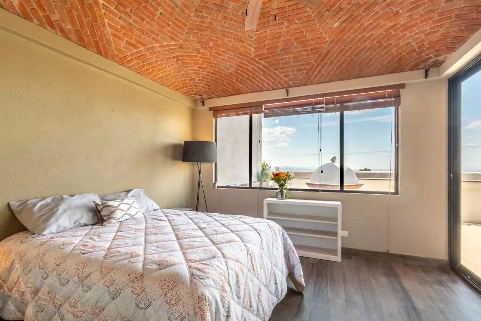 Casa Lúmina — Ojo de Agua, San Miguel de Allende — photo 21 — rustic brick vault, panoramic sky views