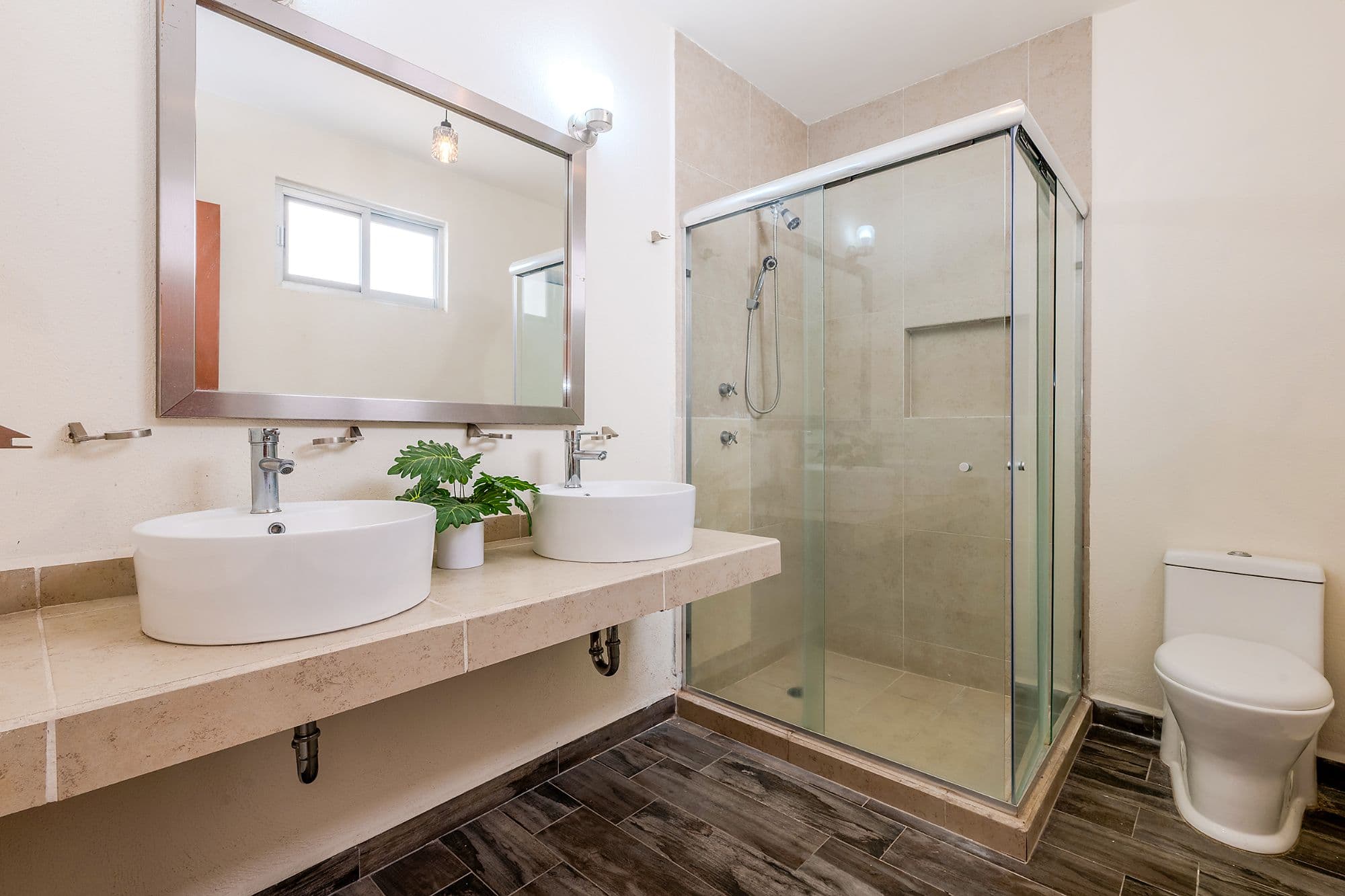 Casita Amanecer — Las Brisas, San Miguel de Allende — photo 15 — spa-like sanctuary with dual vanities