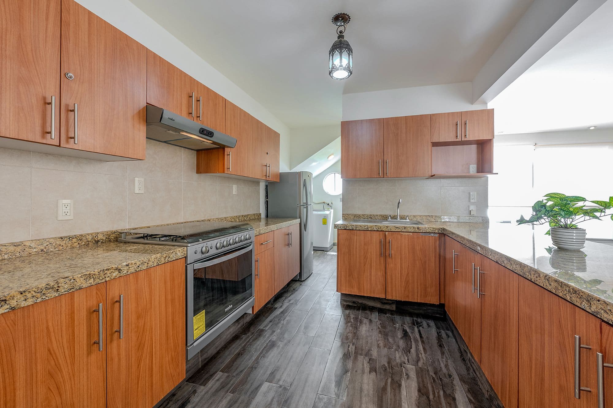Casita Amanecer — Las Brisas, San Miguel de Allende — photo 6 — contemporary kitchen, gleaming granite countertops