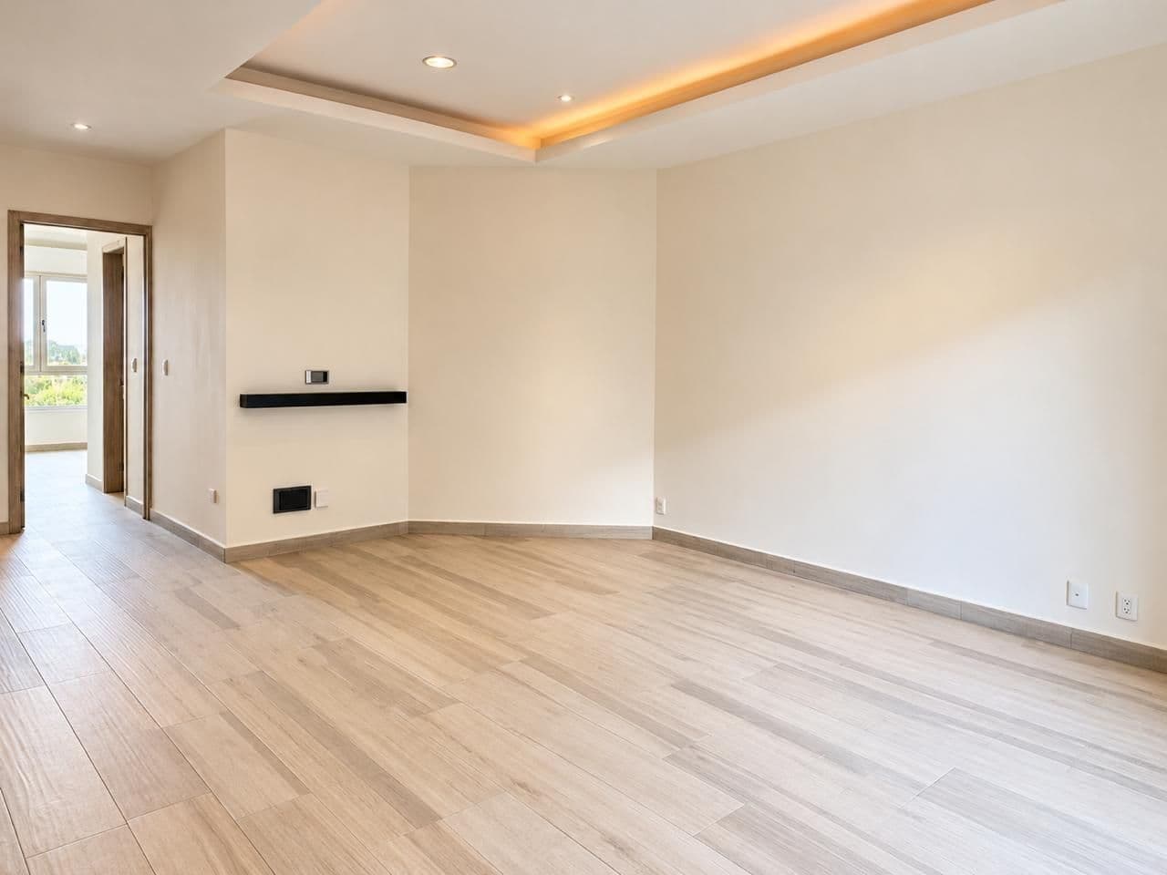 Departamento El Caracol D-4 — Caracol, San Miguel de Allende — photo 11 — luminous contemporary living space awaits
