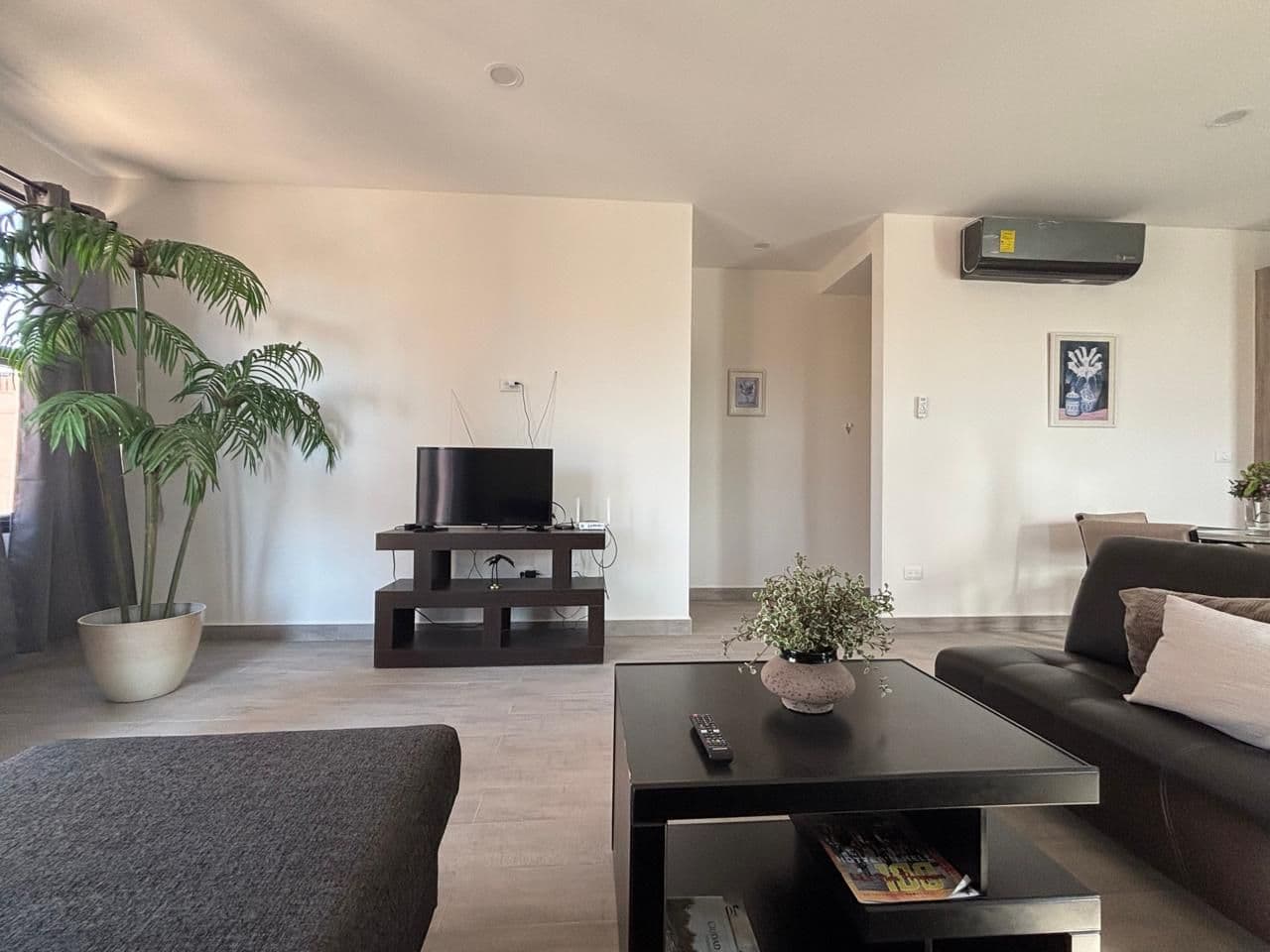 Barrio Santo PH — Barrio Santo, San Miguel de Allende — photo 5 — bright modern living, sophisticated minimalist design