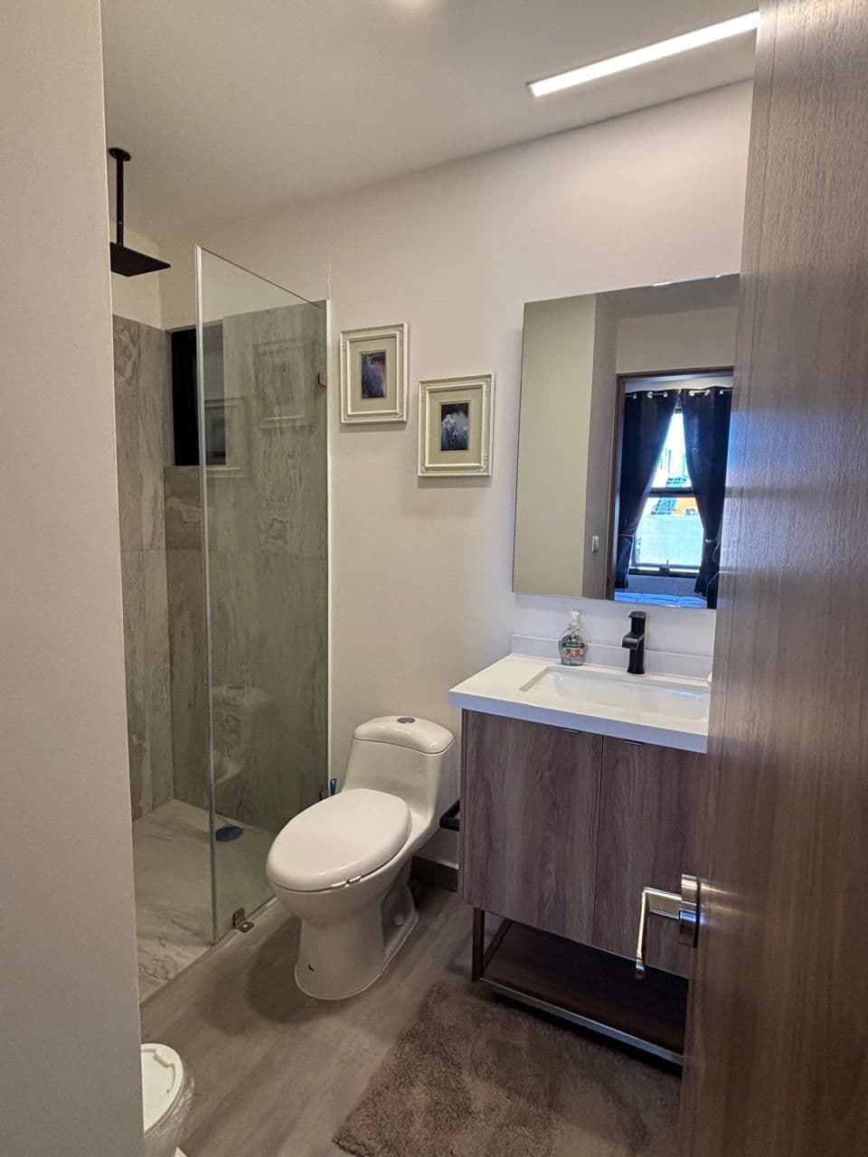 Barrio Santo PH — Barrio Santo, San Miguel de Allende — photo 10 — contemporary spa-inspired master bath sanctuary